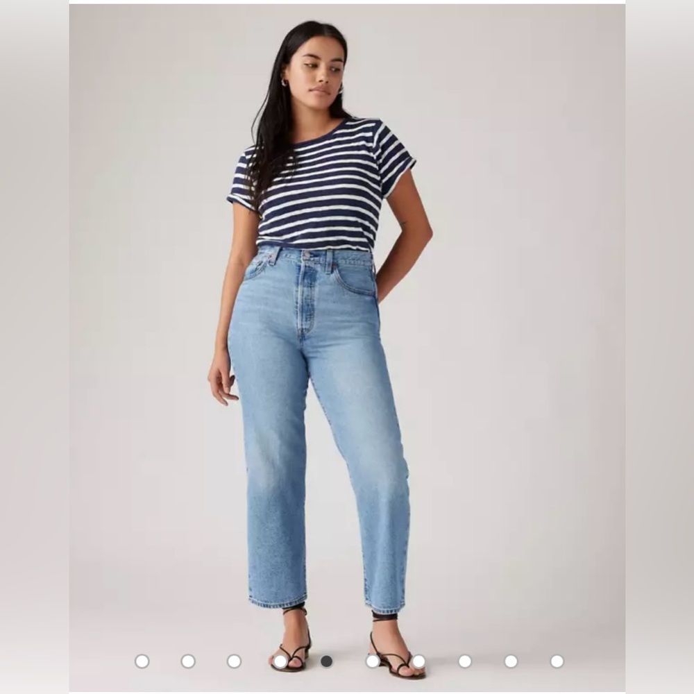 Levi’s Ribcage Straight Ankle Jeans